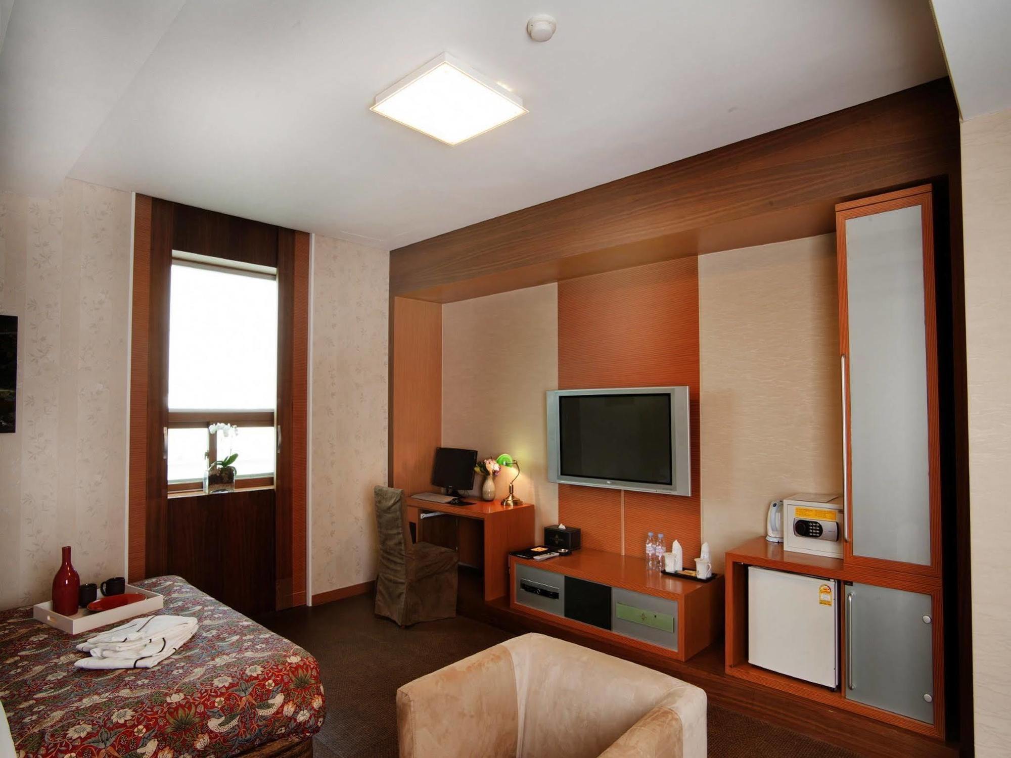 Polaris Hotel Bucheon Zewnętrze zdjęcie